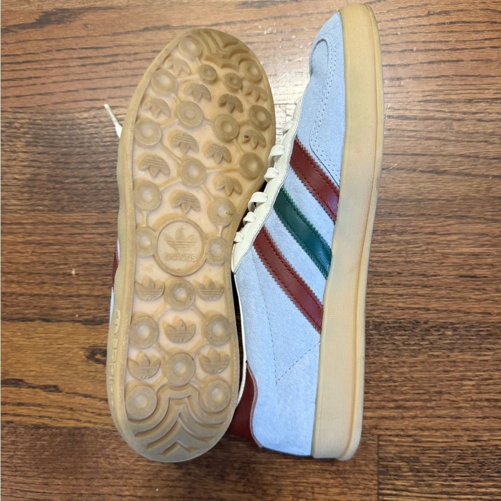 Adidas Gazelle Indoor Shoes
Size: M 9 / W 10 - Picture 7 of 10